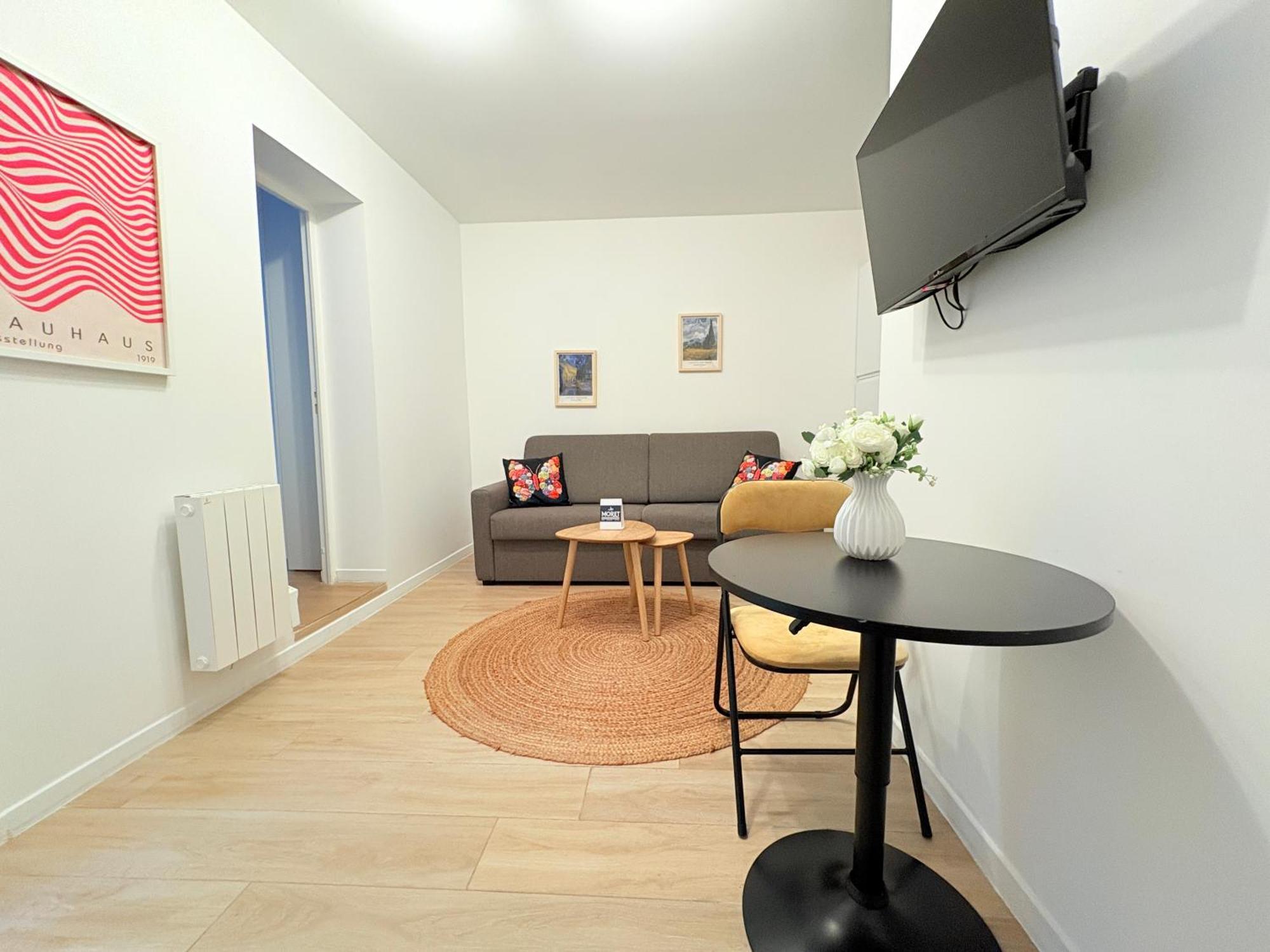 Moret Art Flats Trendy East Aparthotel Parijs