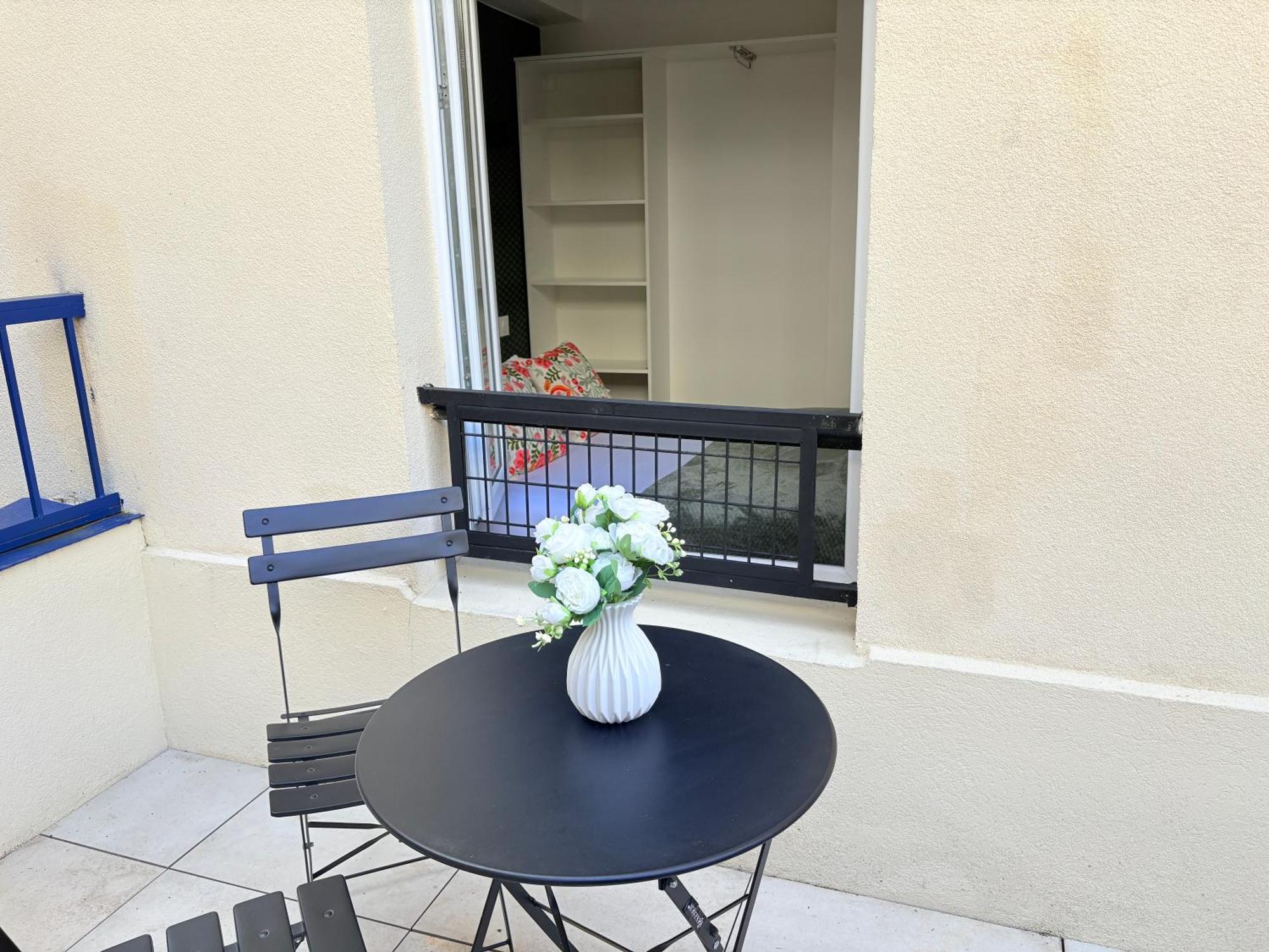 Moret Art Flats Trendy East Parijs