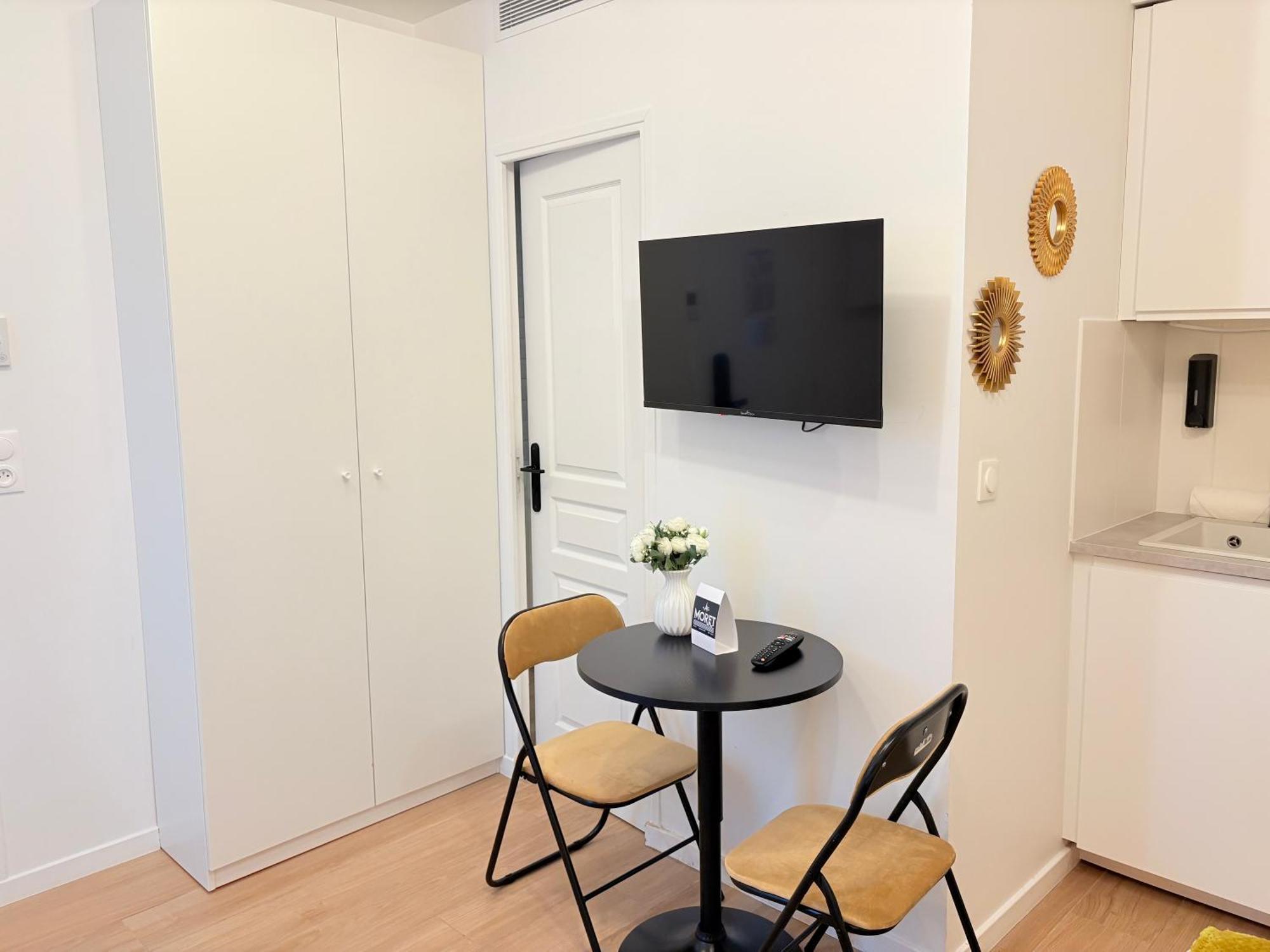 Moret Art Flats Trendy East Aparthotel Parijs
